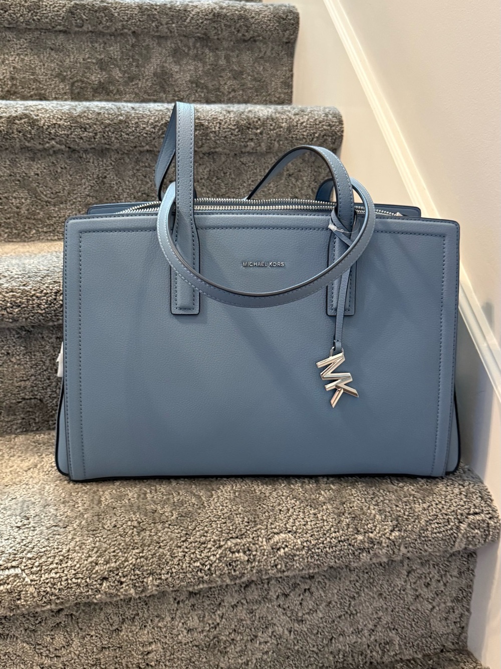 NWT Michael Kors Laila Medium Leather Satchel